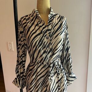 New With Tags BANANA REPUBLIC Zebra DRESS Size XS